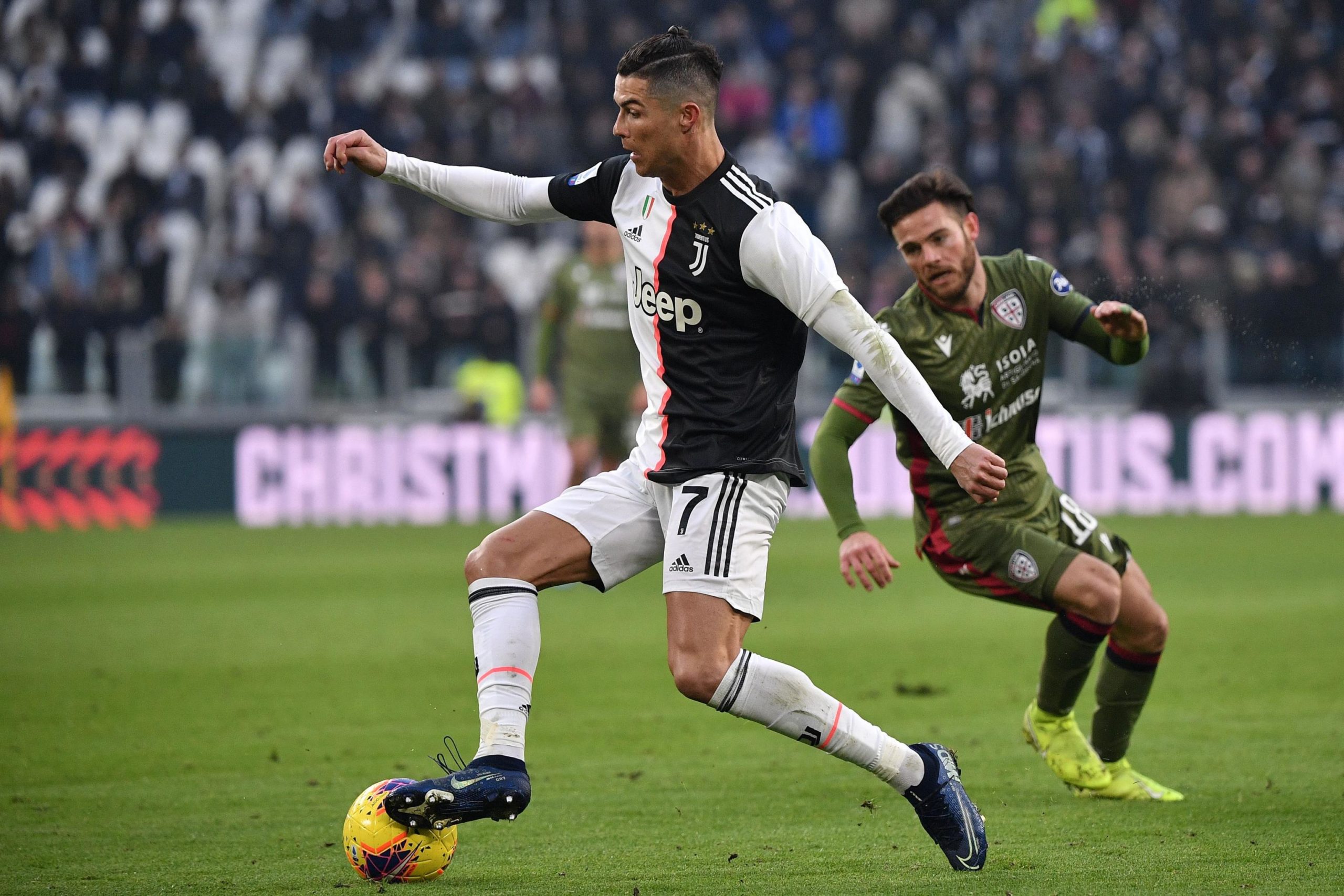 Juventus vs Cagliari Match Report - Ronaldo Amazing Hat ...