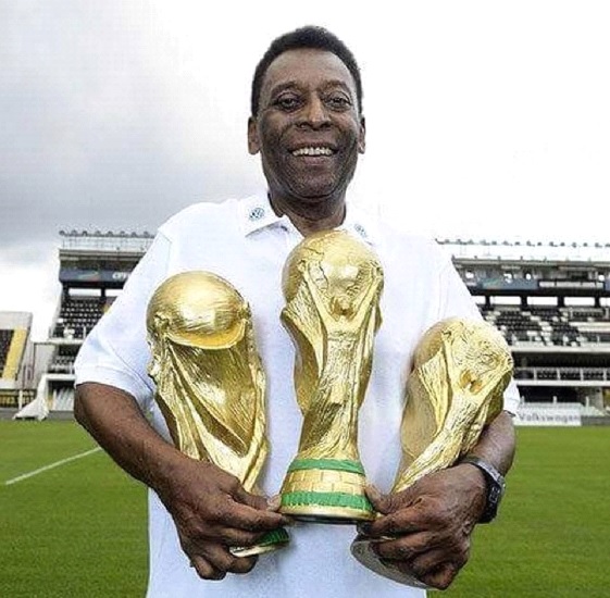 PELÉ, BLACK PEARL FROM BRAZIL - BetaGamers Blog