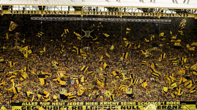 Borussia Dortmund Fans Wall